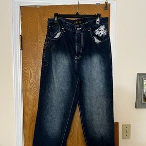 Mens True Religion size 34 Jeans